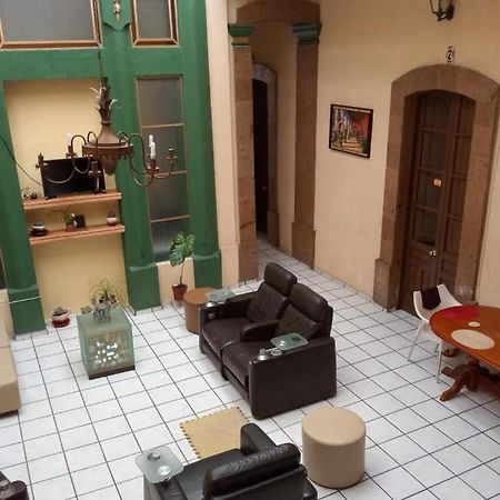 Hostal Guadalajara Exteriör bild