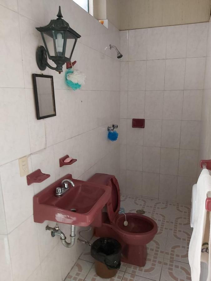 Hostal Guadalajara Exteriör bild