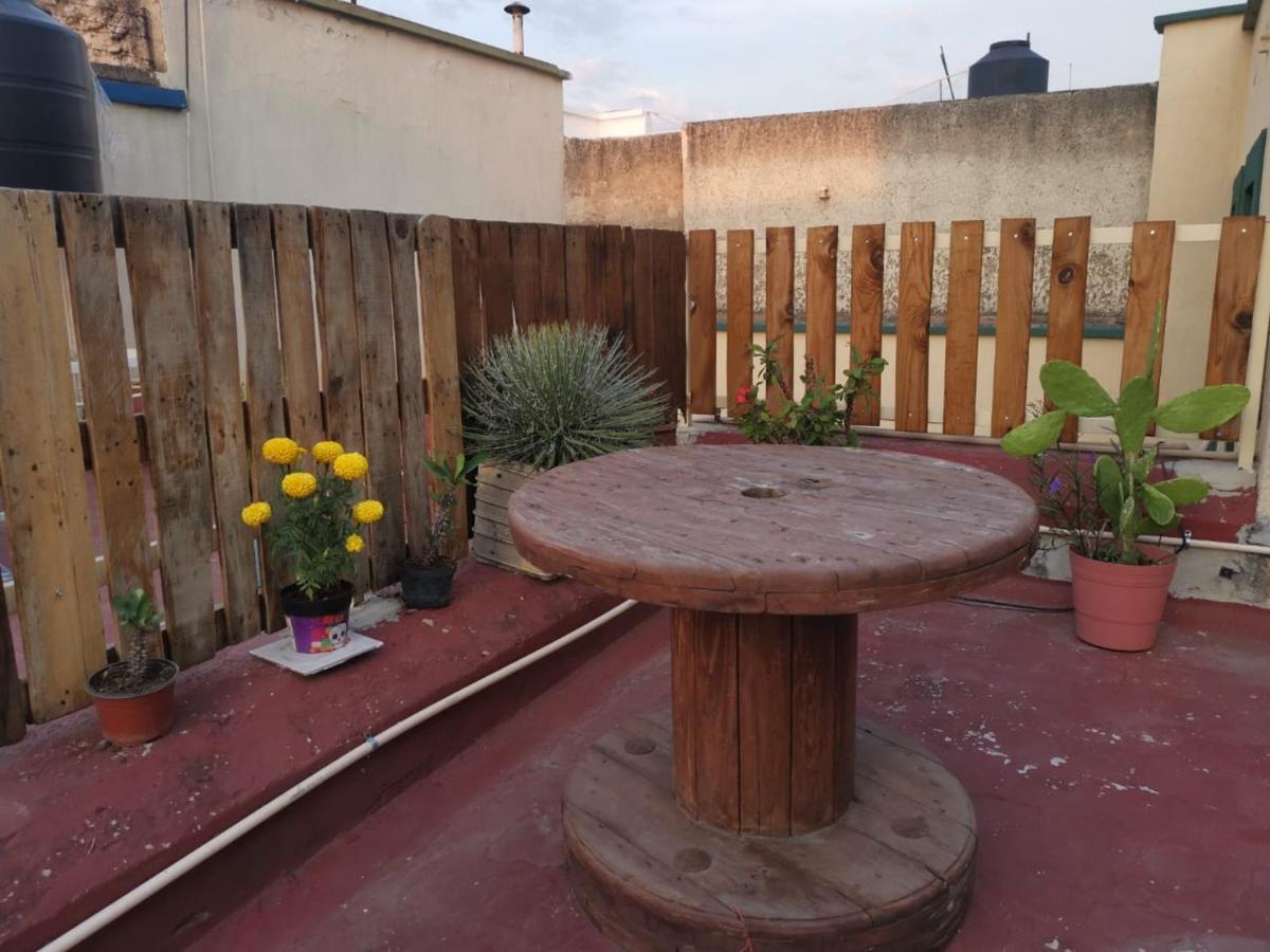 Hostal Guadalajara Exteriör bild