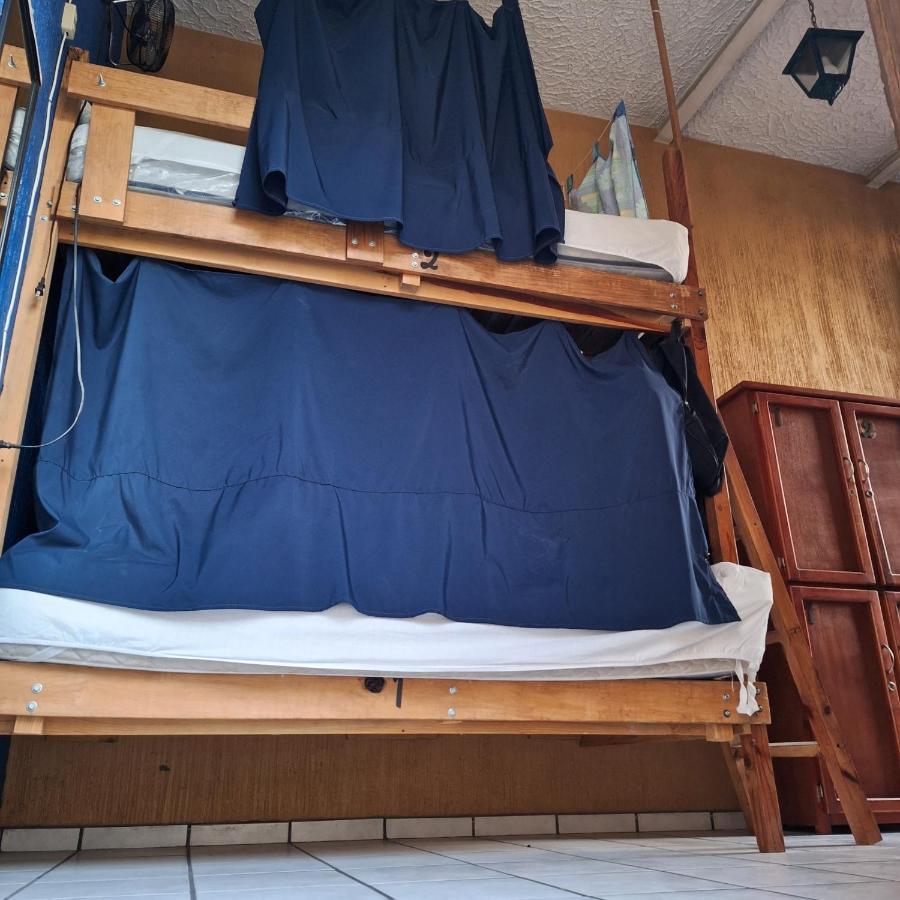 Hostal Guadalajara Exteriör bild